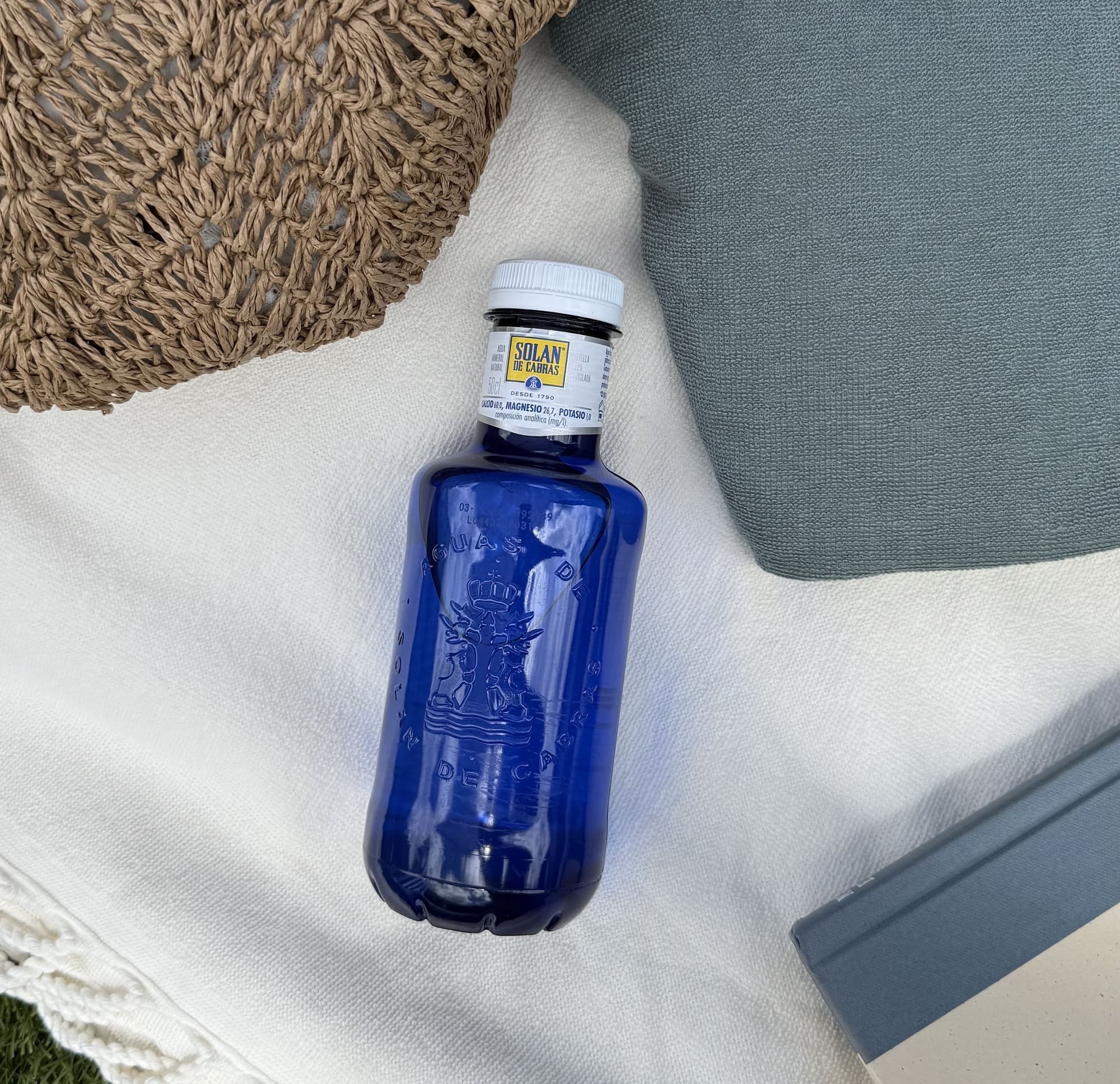 Cuánto dura el agua embotellada abierta